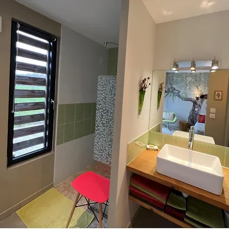 Relais De La Brande Bed & Breakfast